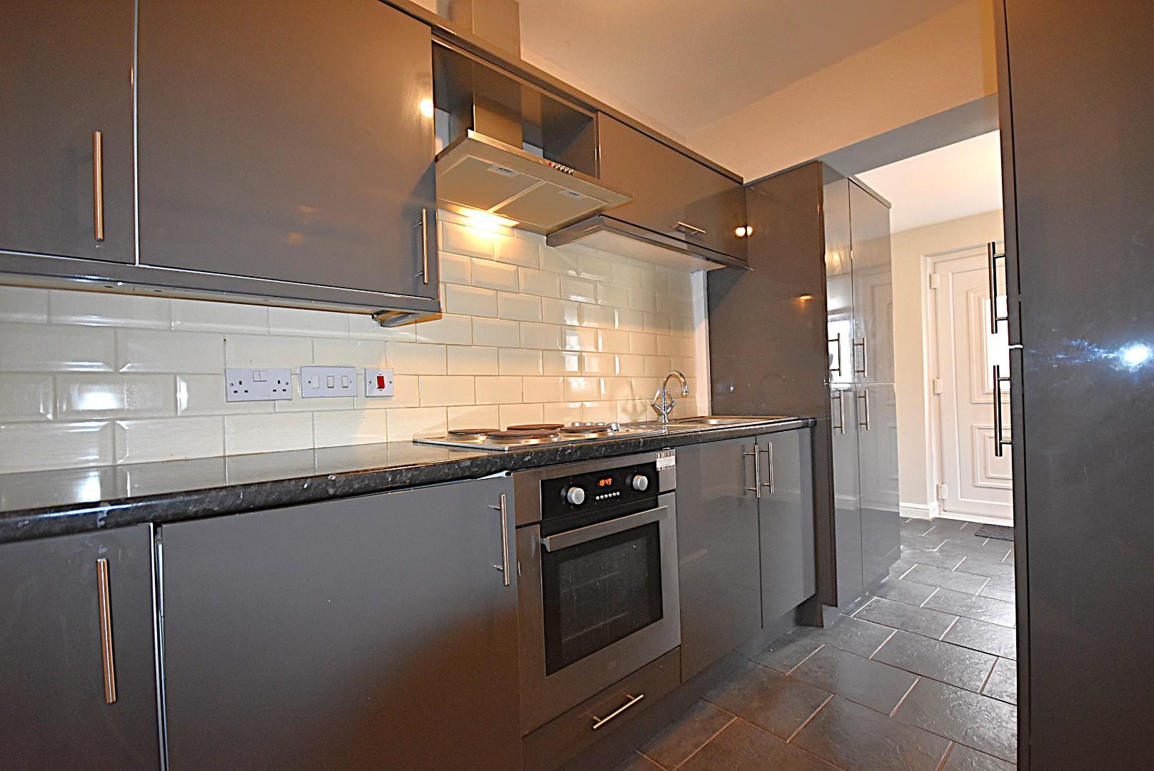 2b, Uppercliff Drive, Penarth, Vale of Glamorgan, CF64 1BR
